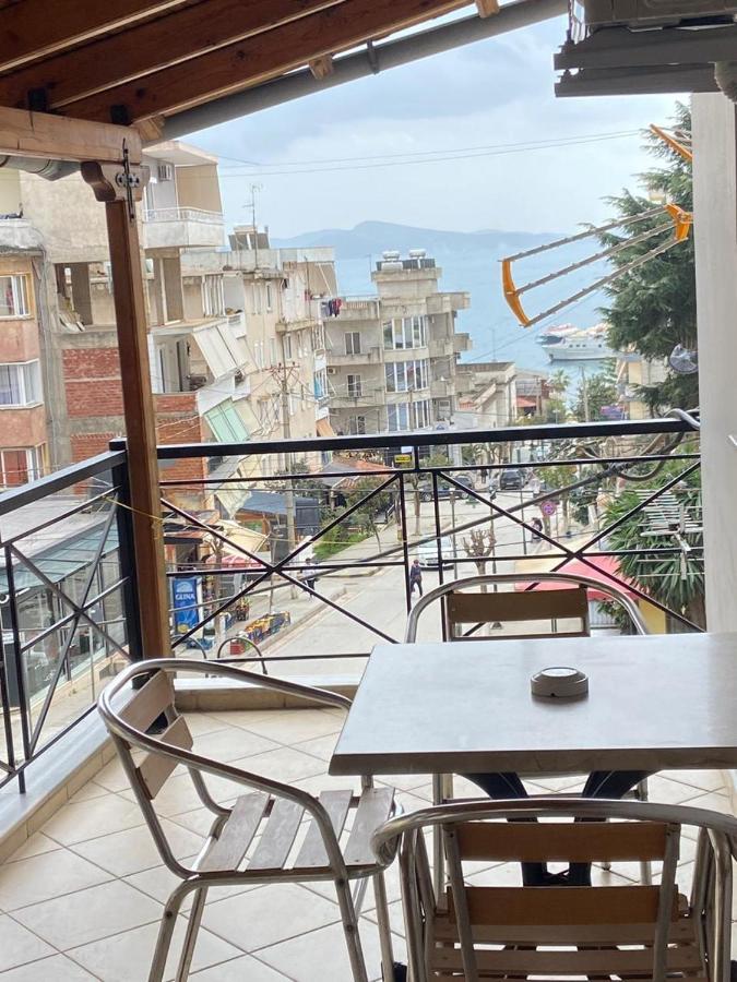 סרנדה "Hotel Lili" מראה חיצוני תמונה